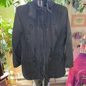 Women’s anorak jacket